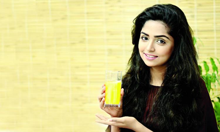মেকআপ ছাড়াও সুন্দর থাকুন